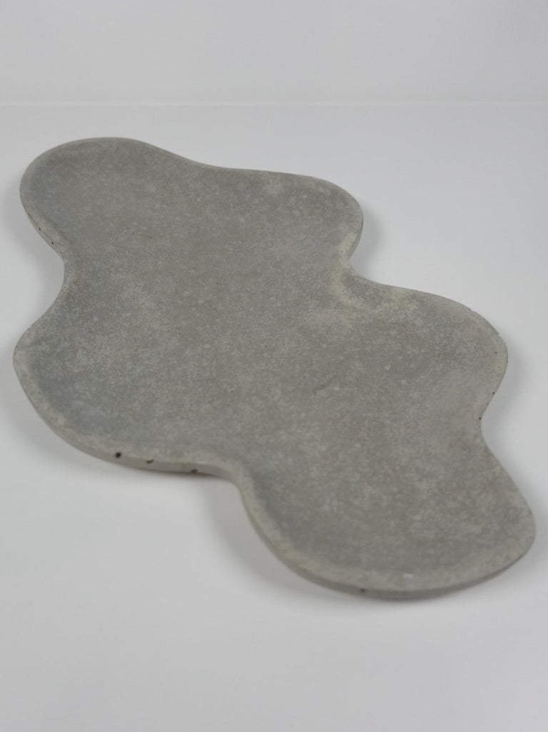 Jesmonite Tray – Handcrafted Aesthetic Jewelry & Decor Tray